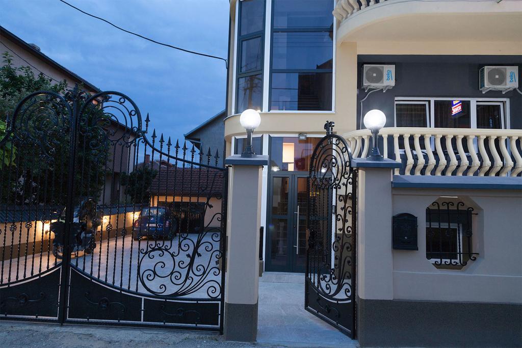 Hotel Prenociste Kovac Vranje Exterior foto